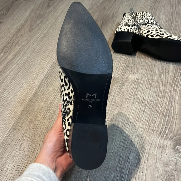 Marc Fisher LTD x Elizabeth Sulcer Yanilaly Calf Hair Bootie NWT - Picture 5 of 8